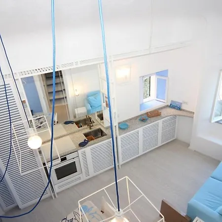 Occhio Sul Mare Apartment *